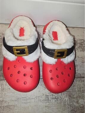 SANTA CROCS - FUR LINED.   YOUTH SIZE 13.  BRAND NEW WITH TAGS!!